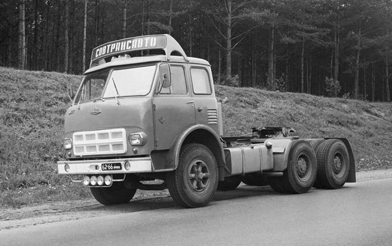 МАЗ-515В