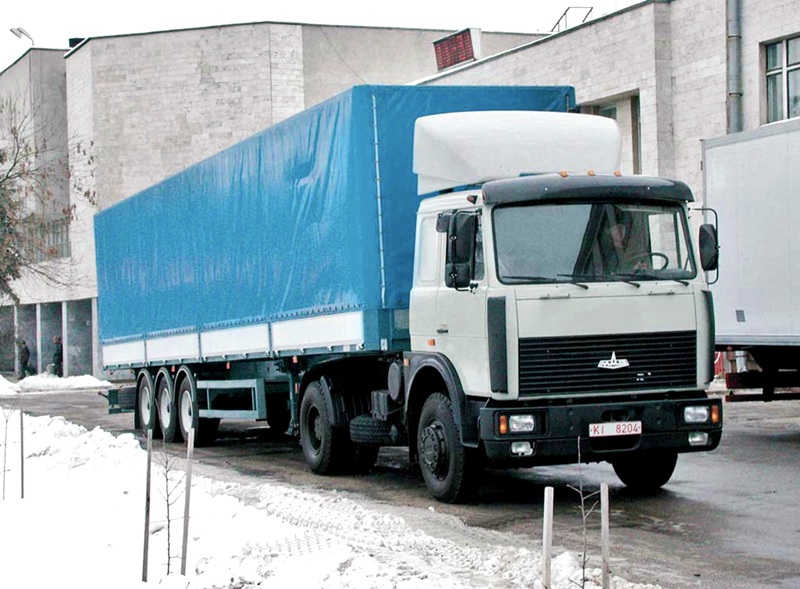 МАЗ-543203