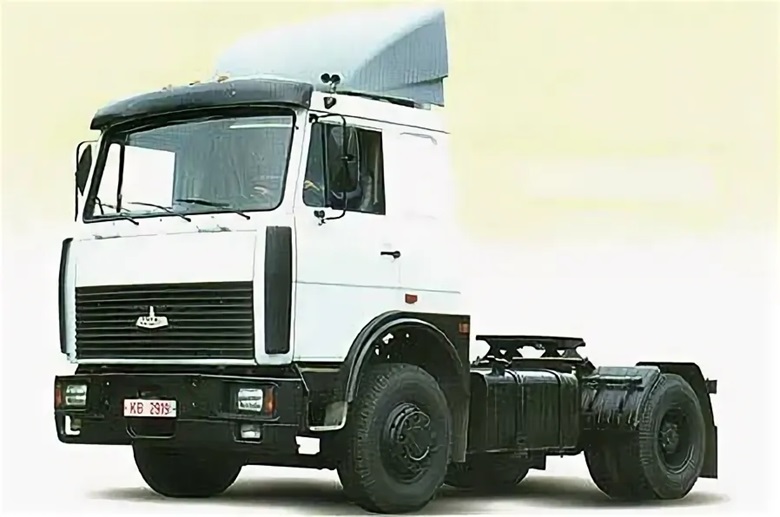 МАЗ-543208