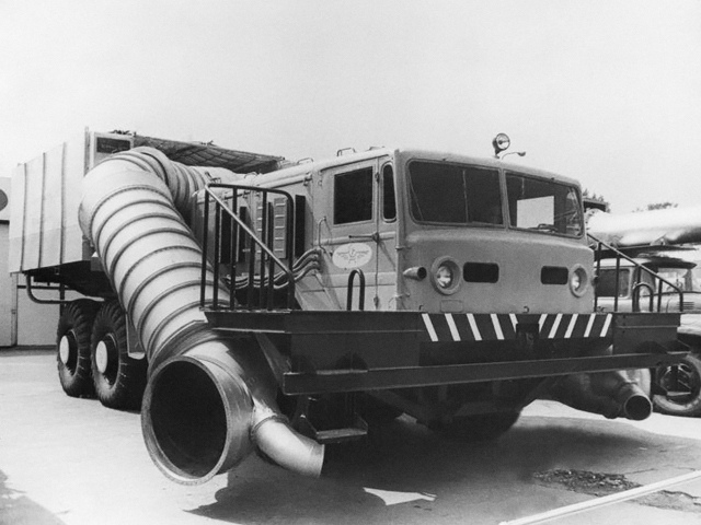 АИСТ-10