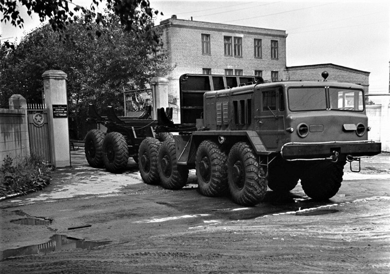 МАЗ-537Р