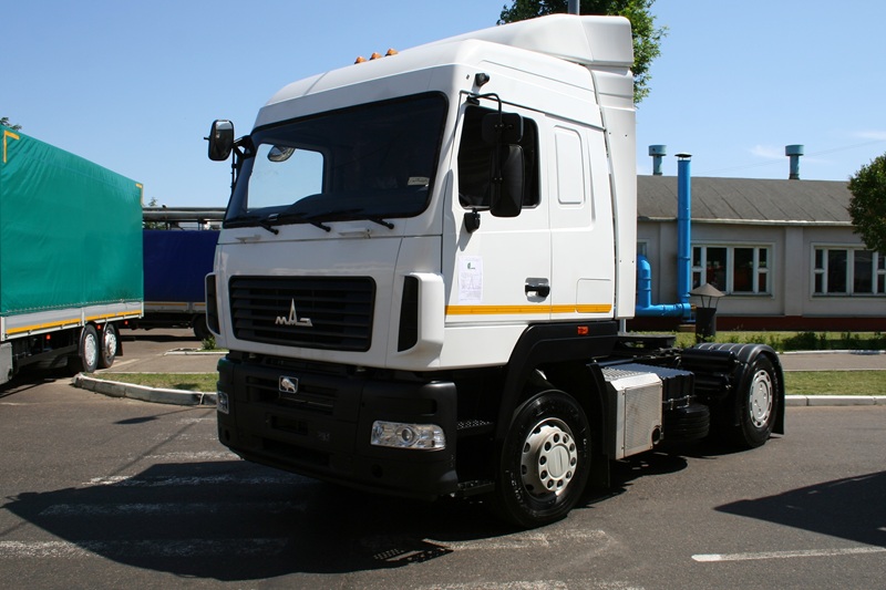 МАЗ-5440В7