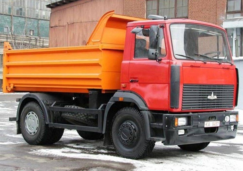 МАЗ-555131