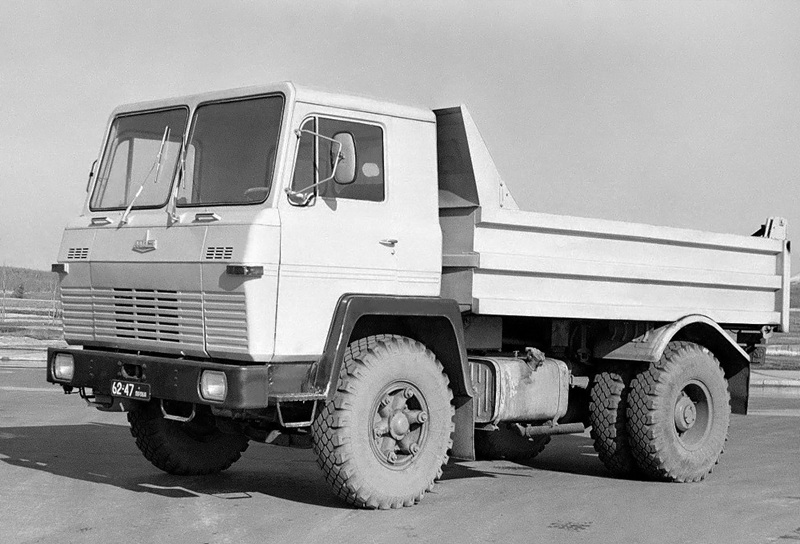 МАЗ-Э503А