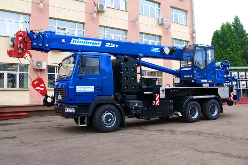 ПКС-55713-8К-3 на шасси МАЗ-630223