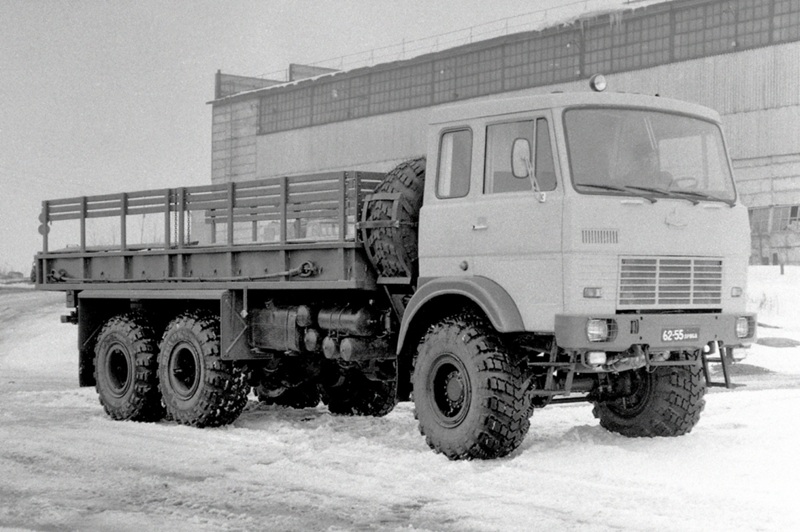 МАЗ-Э6310