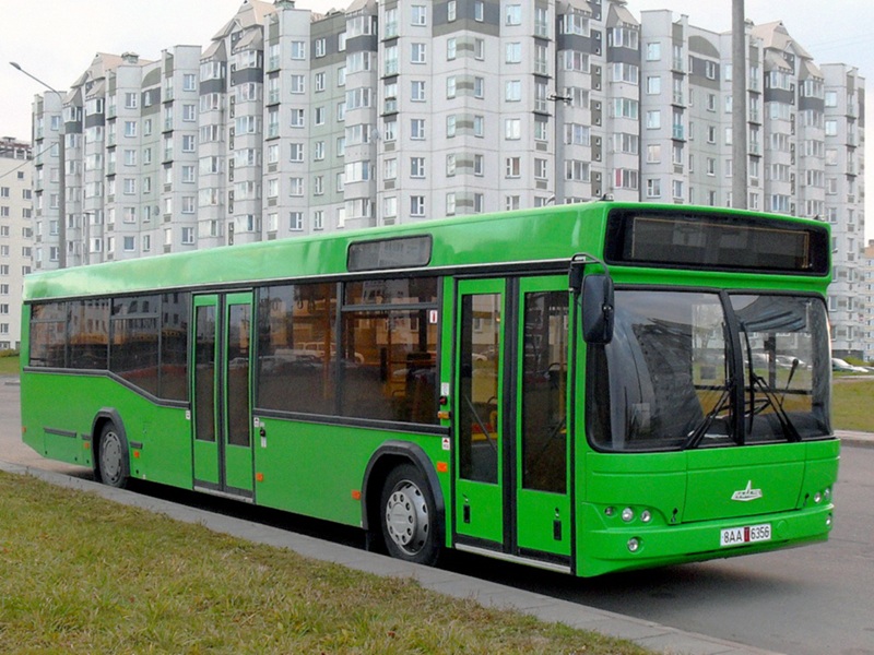 МАЗ-103.562