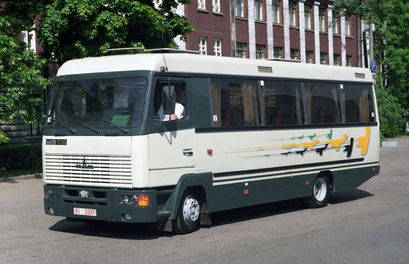 МАЗ-106