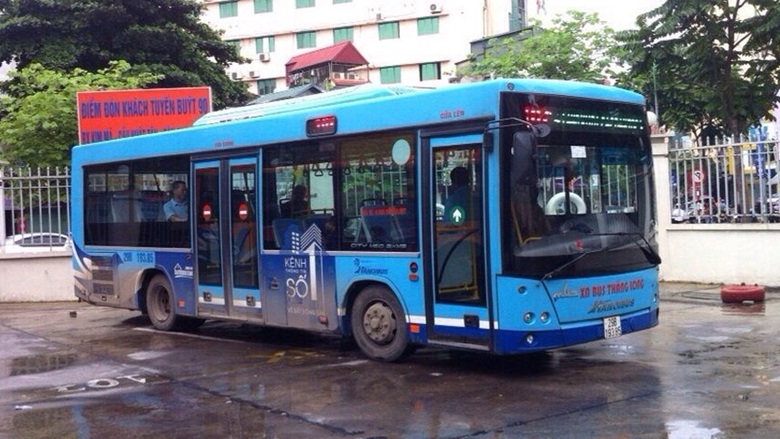 МАЗ-208