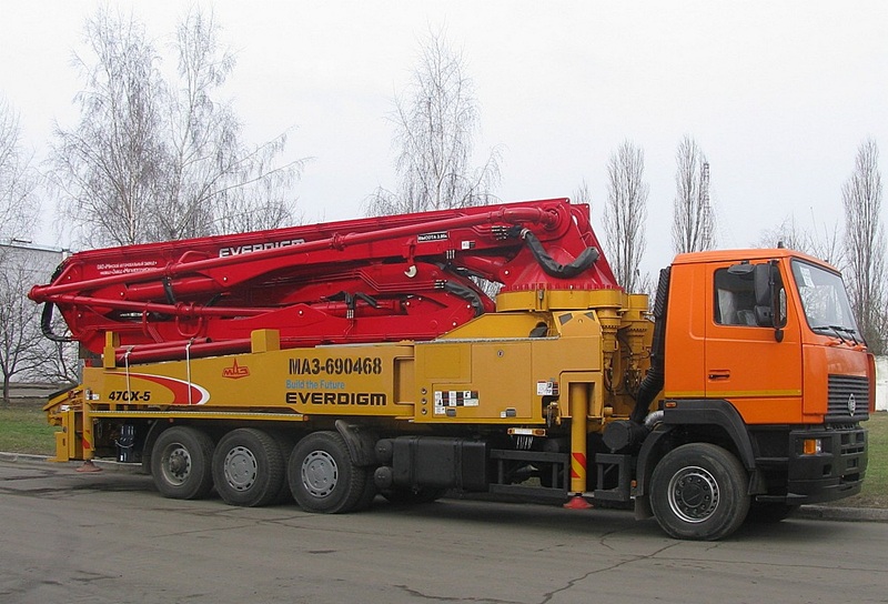 МАЗ-690468