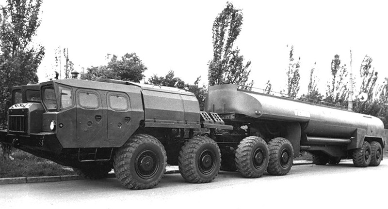 МАЗ-9989