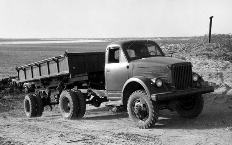 ГАЗ-707
