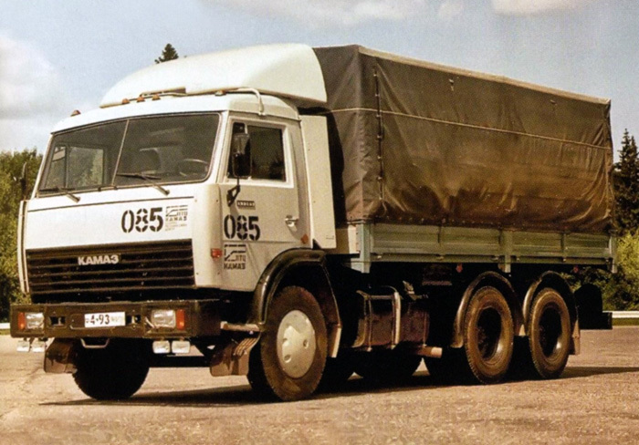 КАМАЗ-53205