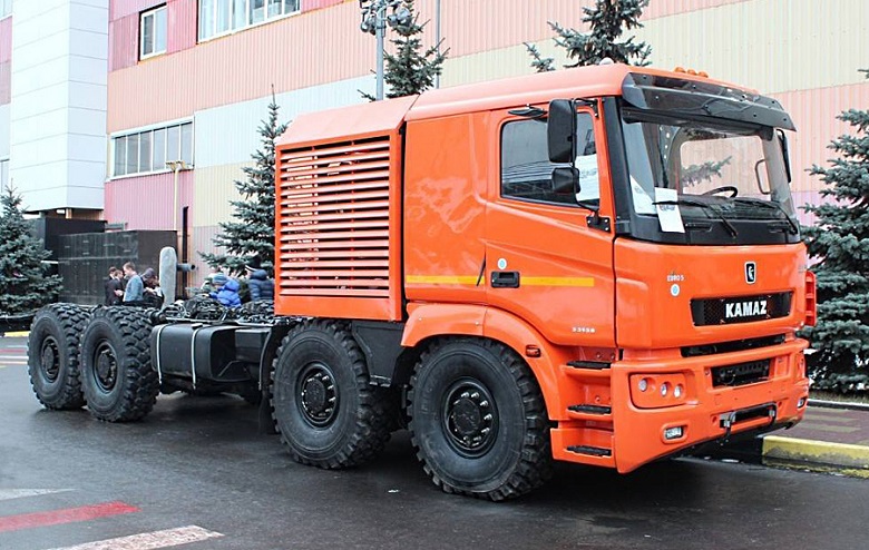 КАМАЗ-63953
