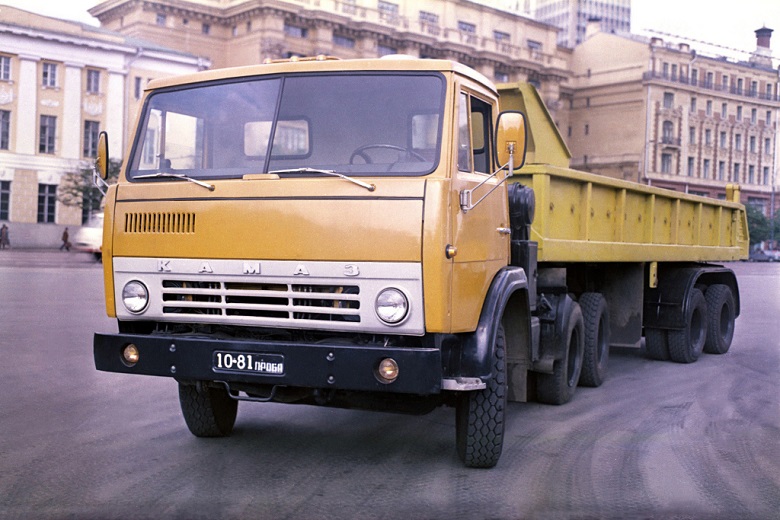 КАМАЗ-54101