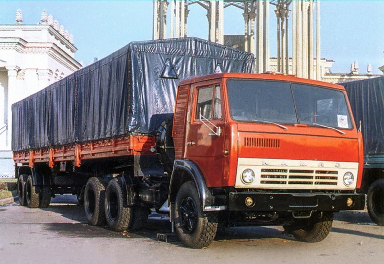 КАМАЗ-3Э54102