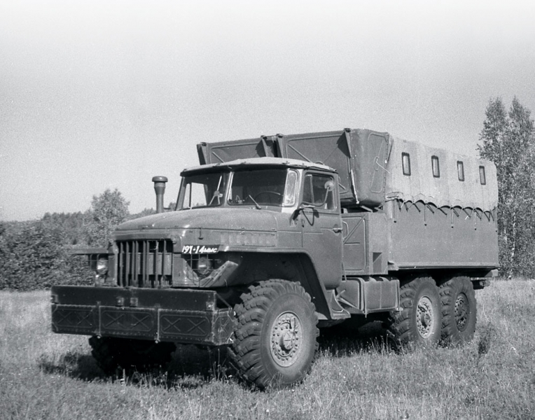 Урал-375П