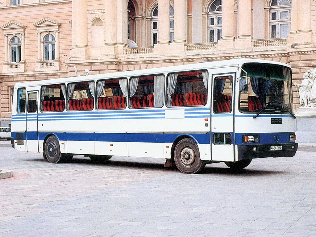 ЛАЗ-5207