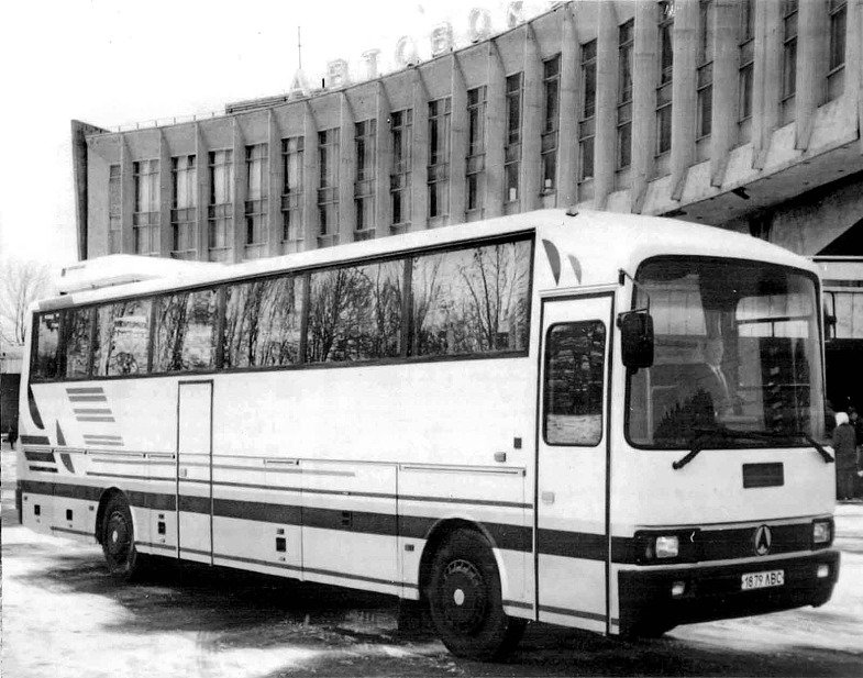 ЛАЗ-5208